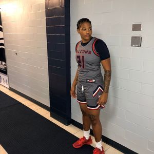 Meet your Posher, Jasmine